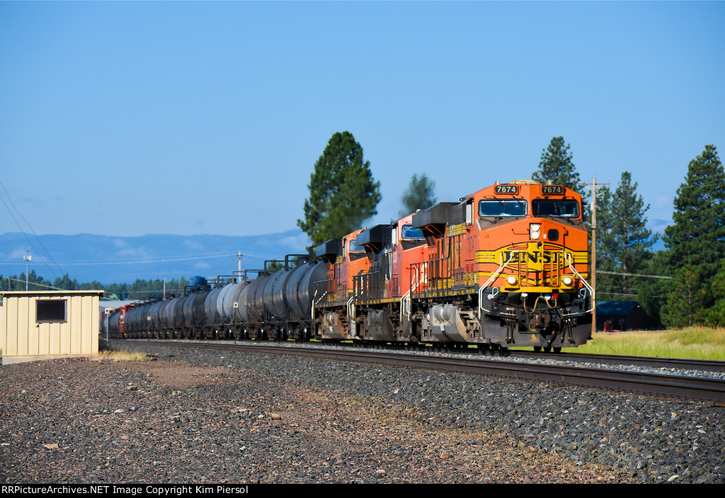 BNSF 7674